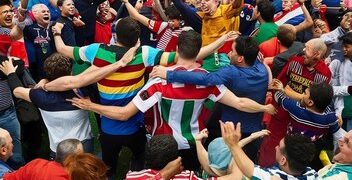 World Cup Fan Zones US 2026: Ultimate Guide to Public Viewing Parties - Cover Image